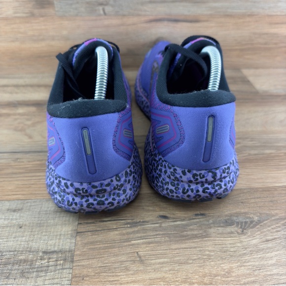 Brooks Purple/Black Leopard print size 11.5 - Picture 5 of 9